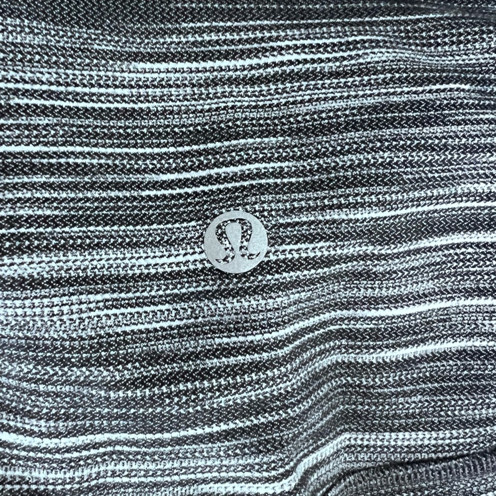 Lululemon Athletica Align Crop 21" Leggings Black and White Womens Sz 4 EUC - Picture 7 of 9